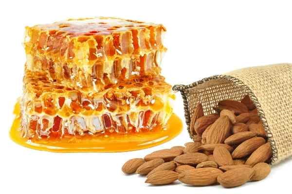 honey and almonds form an excellent choice for diy scrubs for oily skin