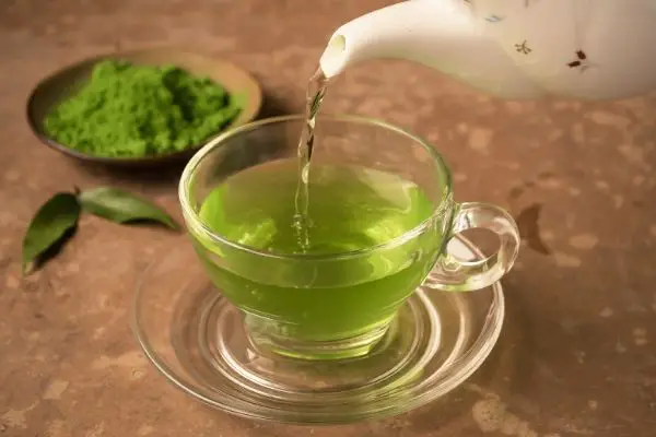 green tea for oily face
