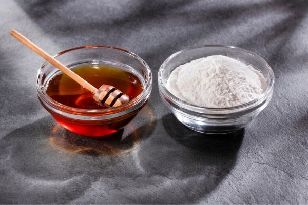 honey and baking soda for oily skin