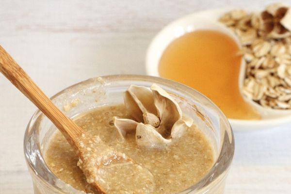 oatmeal and honey for oily skin