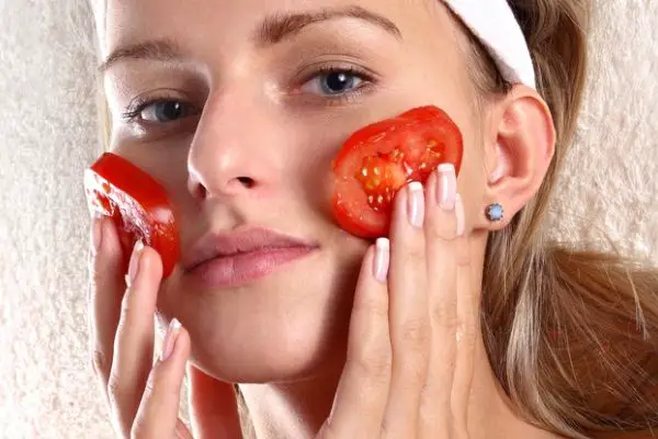 tomato mask for oily skin