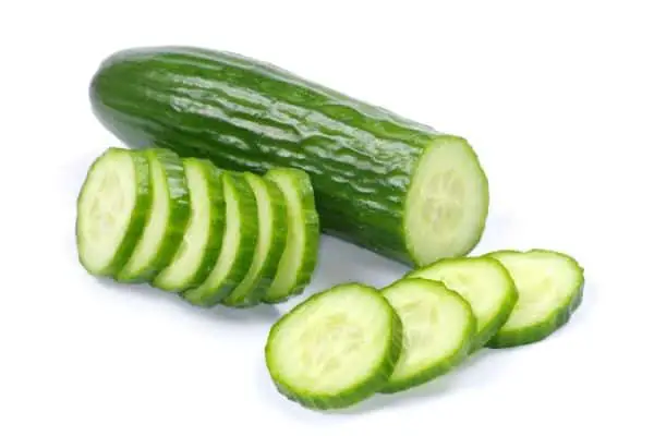 cucumbers are one of the foods that control oily skin