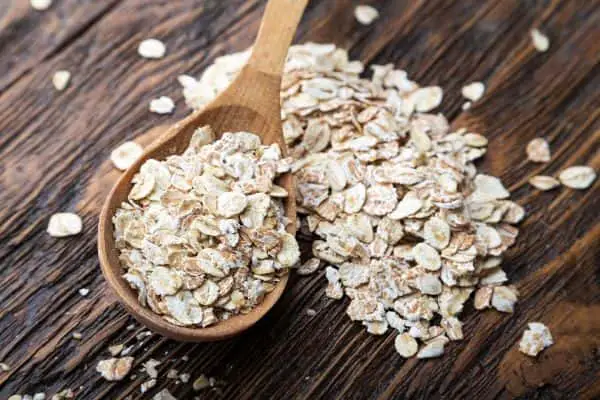 oats can be included in the diet for oily skin and acne