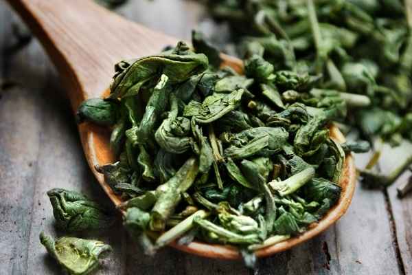 green tea leaves for acne
