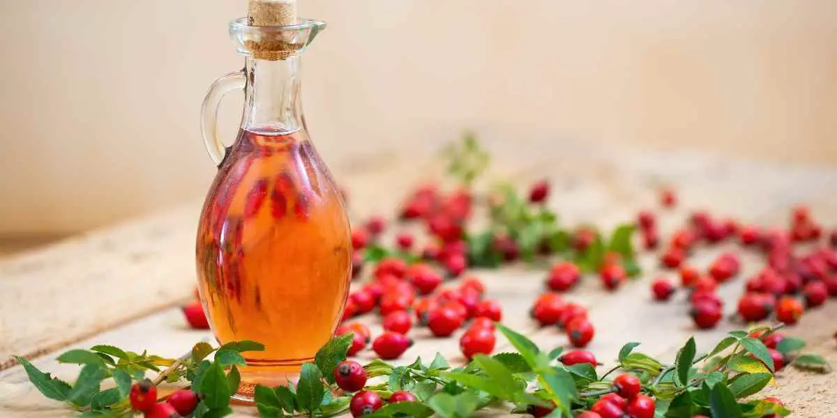 picture of rosehip seed oil
